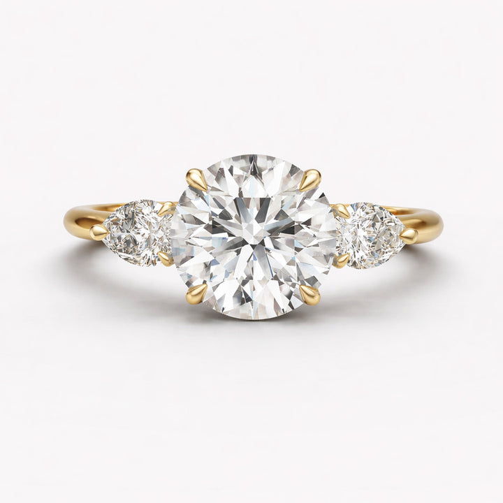 Three Stone Ring - Round