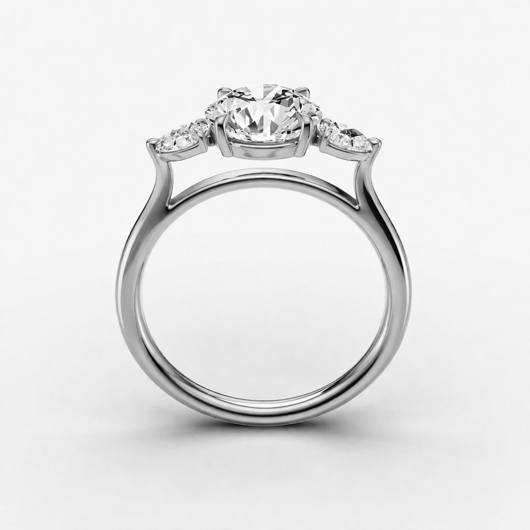 Three Stone Ring - Round