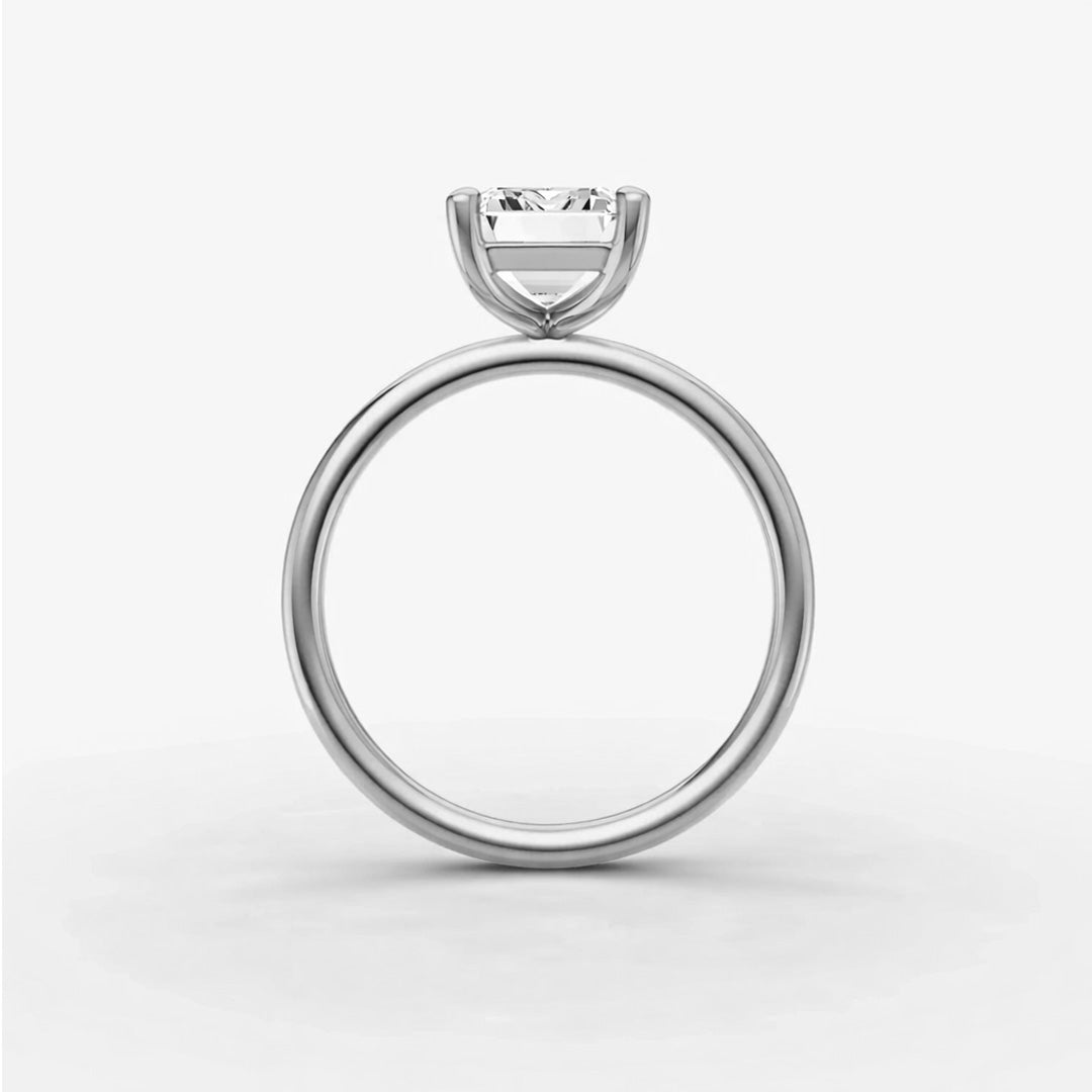 Solitaire Ring - Emerald