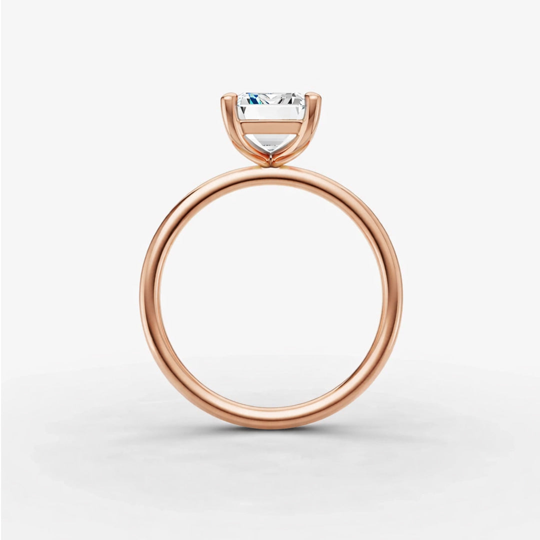 Solitaire Ring - Emerald