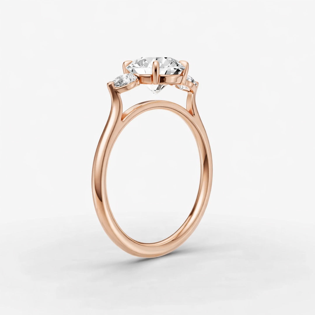 Three Stone Ring - Round