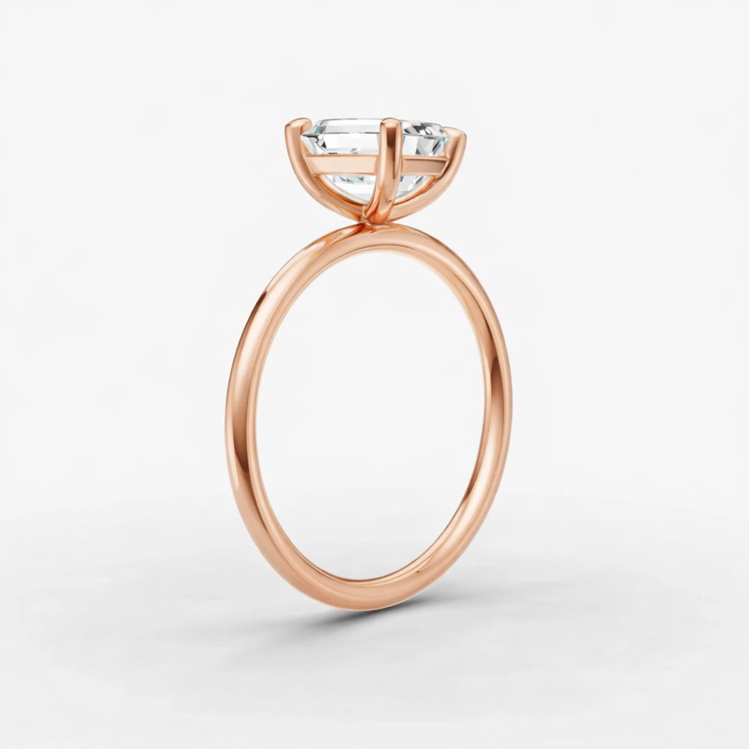 Solitaire Ring - Emerald