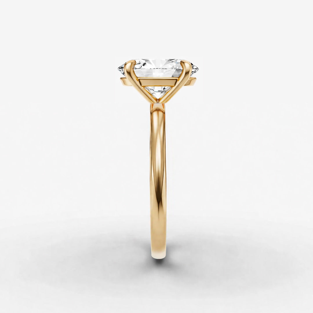 Solitaire Ring - Oval