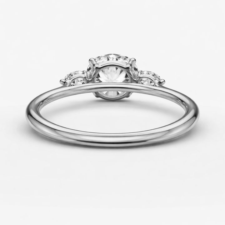 Three Stone Ring - Round