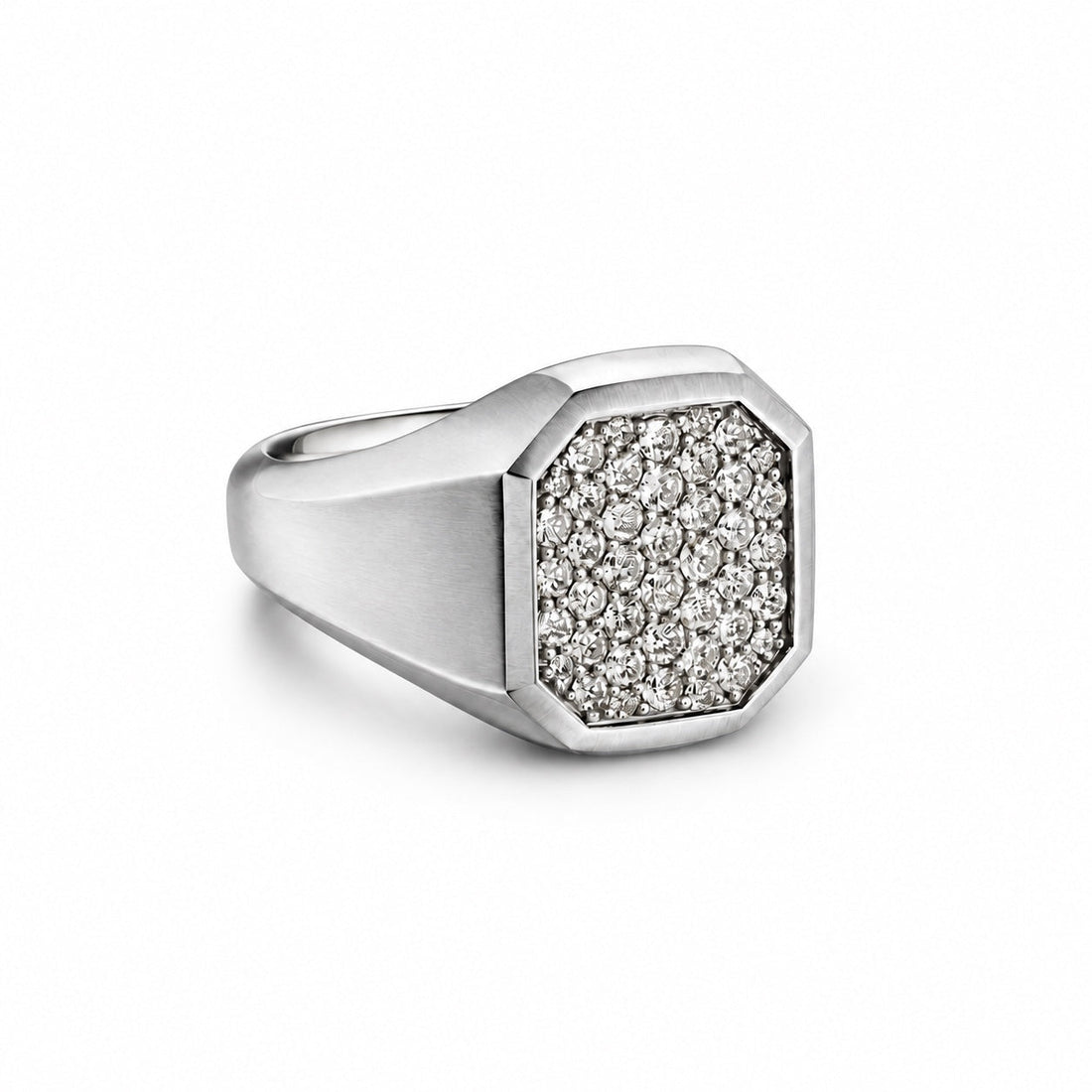Sovereign Signet — White Diamond — Sterling silver · White diamonds · 18mm