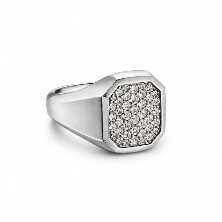 Sovereign Signet — White Diamond — Sterling silver · White diamonds · 18mm